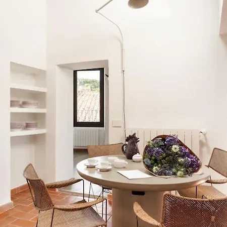Casa Garibaldi, A Burghesius Home * Rome