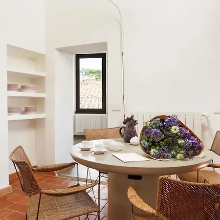 아파트 Casa Garibaldi, A Burghesius 로마