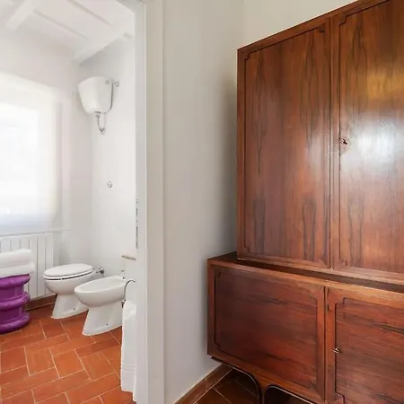 아파트 Casa Garibaldi, A Burghesius *